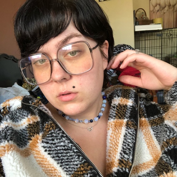 Meet your Posher, Ana - Picture 4 of 6